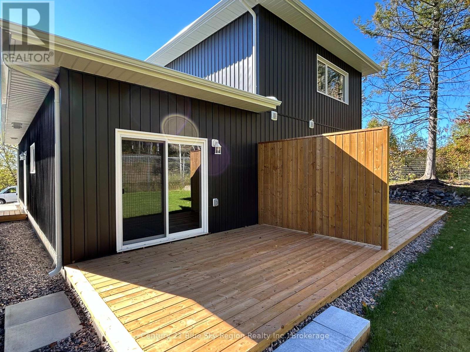 16 Birch Street, Powassan, Ontario P0H 1Z0 - Photo 44 - X12437076