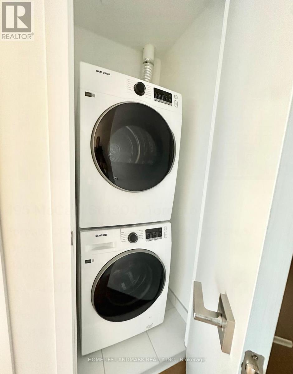 1304 - 195 Mccaul Street, Toronto, Ontario  M5T 1W6 - Photo 11 - C12593090