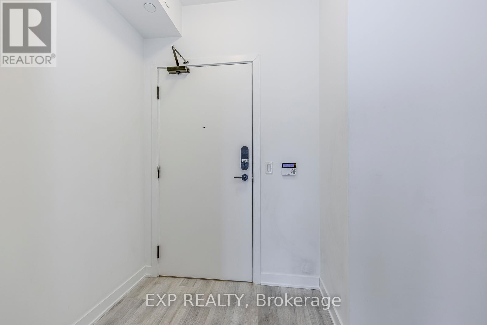 1210 - 4655 Metcalfe Avenue, Mississauga, Ontario L5M 0Z7 - Photo 7 - W12551952