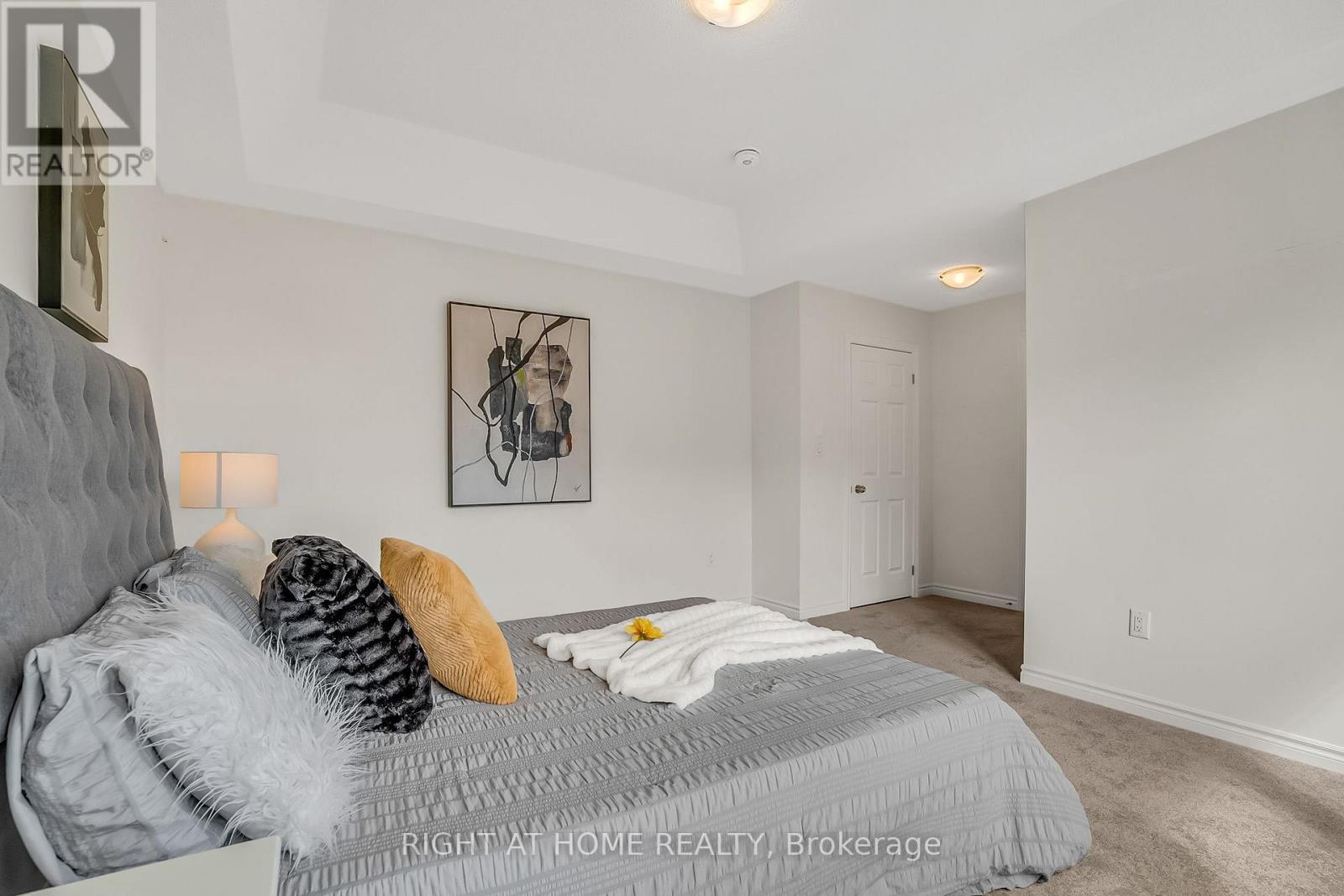 Main-Upper - 2091 Hallandale Street, Oshawa, Ontario  L1L 0T9 - Photo 11 - E12593078