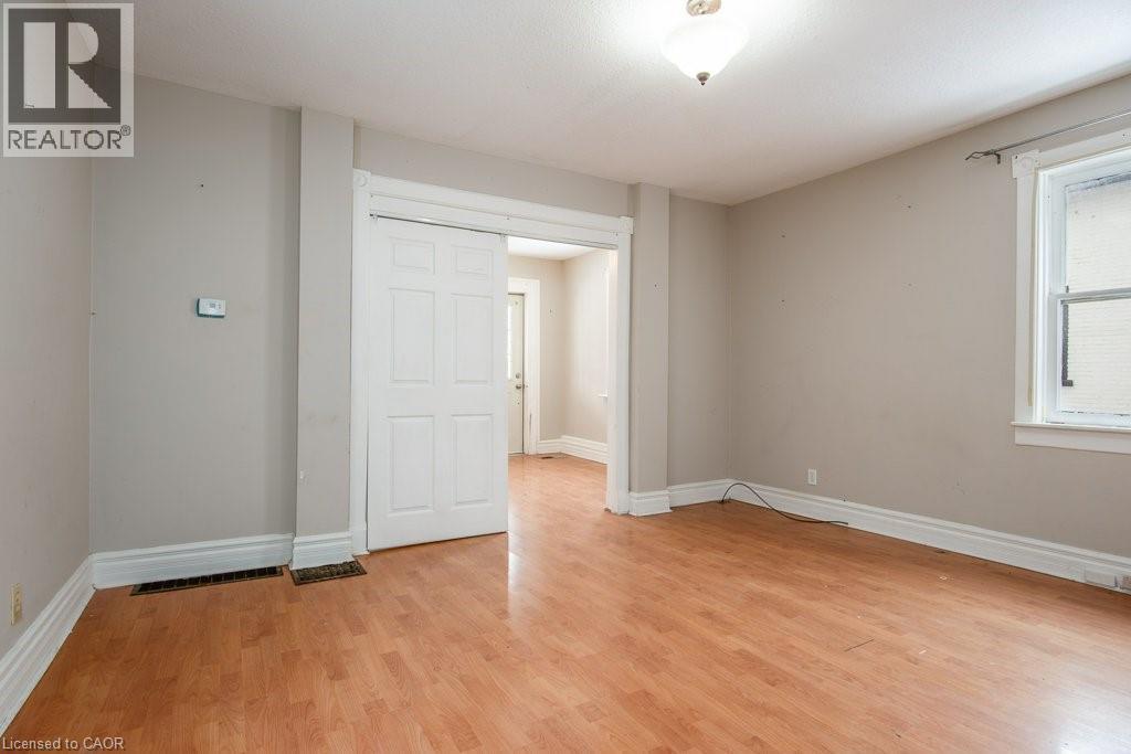 40 Krug Street, Kitchener, Ontario  N2H 2X7 - Photo 15 - 40791082