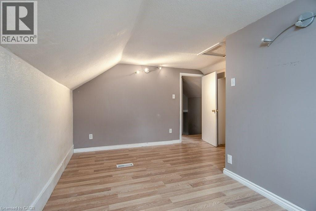 40 Krug Street, Kitchener, Ontario  N2H 2X7 - Photo 26 - 40791082