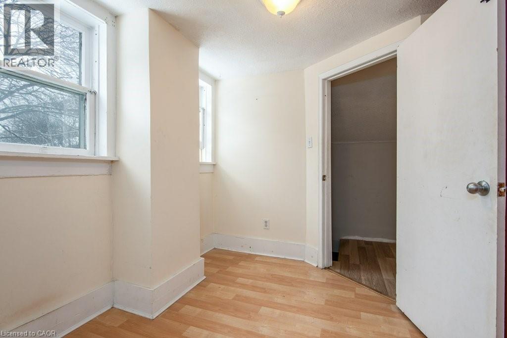 40 Krug Street, Kitchener, Ontario  N2H 2X7 - Photo 31 - 40791082