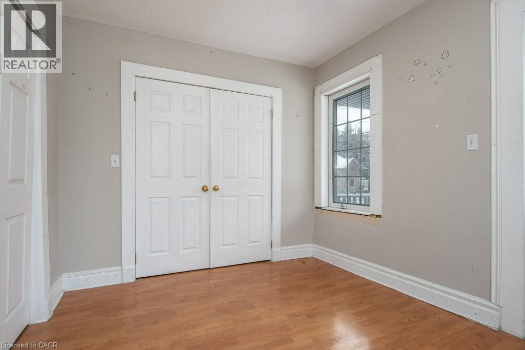 40 Krug Street, Kitchener, Ontario  N2H 2X7 - Photo 9 - 40791082