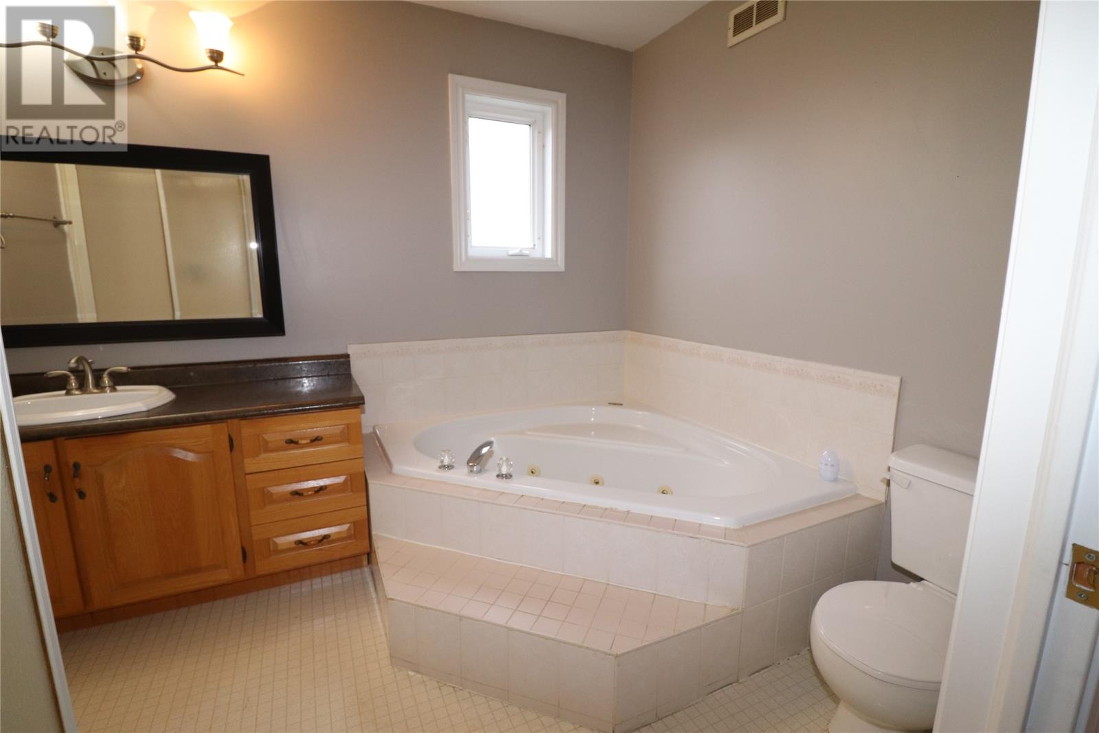 35 Parkhill Street, St. John's, Newfoundland & Labrador  A1E 6B1 - Photo 18 - 1292316