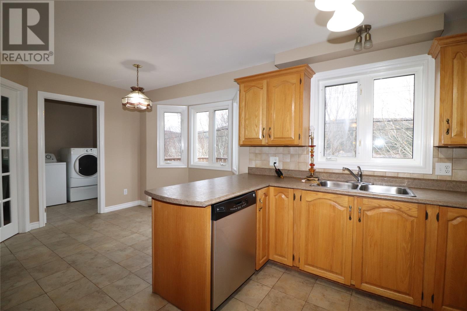 35 Parkhill Street, St. John's, Newfoundland & Labrador  A1E 6B1 - Photo 9 - 1292316