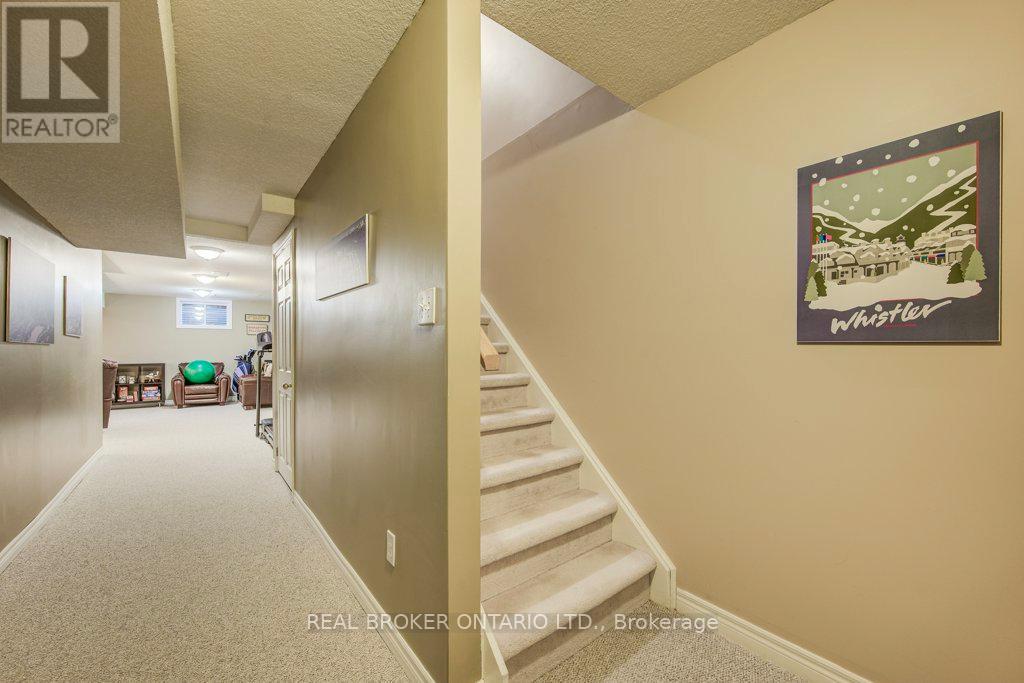 678 Interlaken Drive, Waterloo, Ontario  N2T 2Y5 - Photo 29 - X12593068