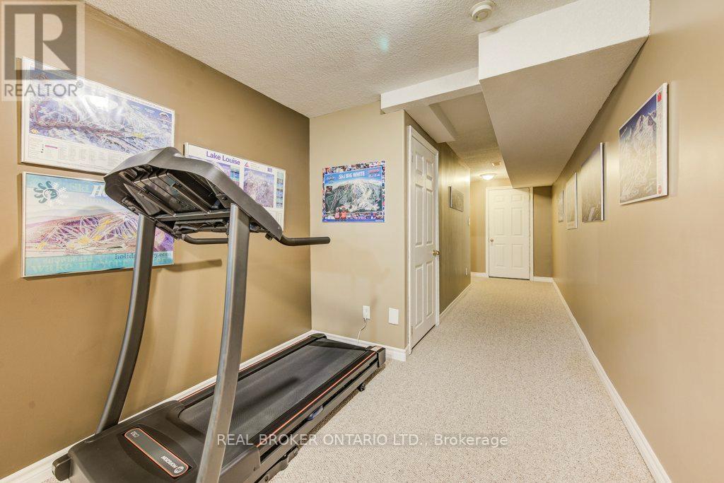678 Interlaken Drive, Waterloo, Ontario  N2T 2Y5 - Photo 30 - X12593068