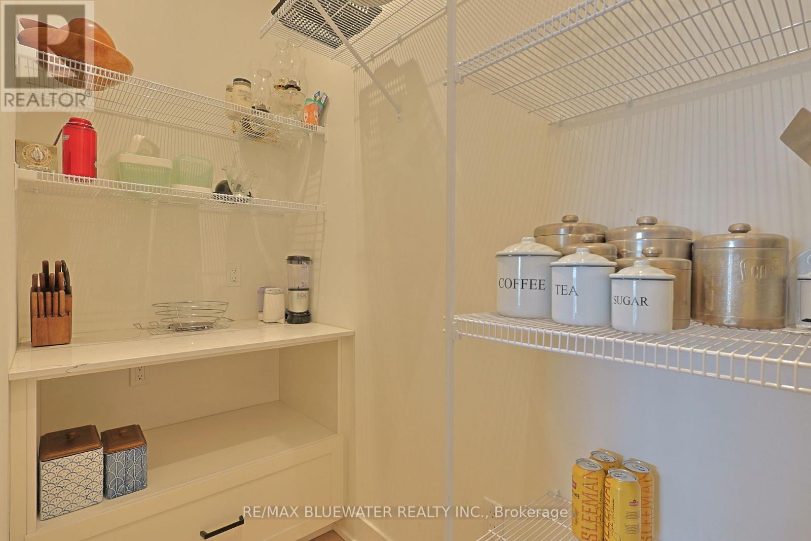 82 River Road, Lambton Shores, Ontario  N0M 1T0 - Photo 16 - X12593104