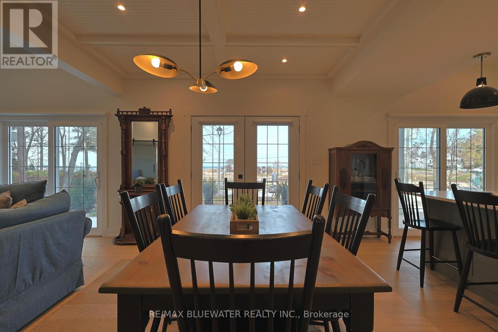 82 River Road, Lambton Shores, Ontario  N0M 1T0 - Photo 20 - X12593104