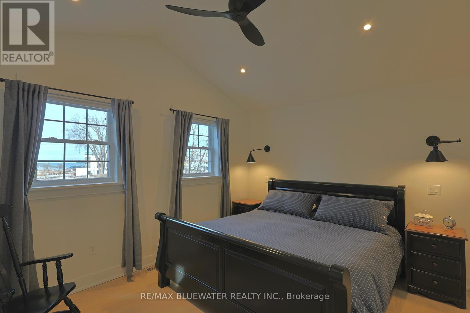 82 River Road, Lambton Shores, Ontario  N0M 1T0 - Photo 29 - X12593104