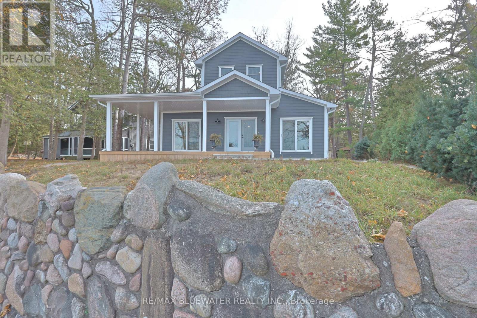 82 River Road, Lambton Shores, Ontario  N0M 1T0 - Photo 36 - X12593104