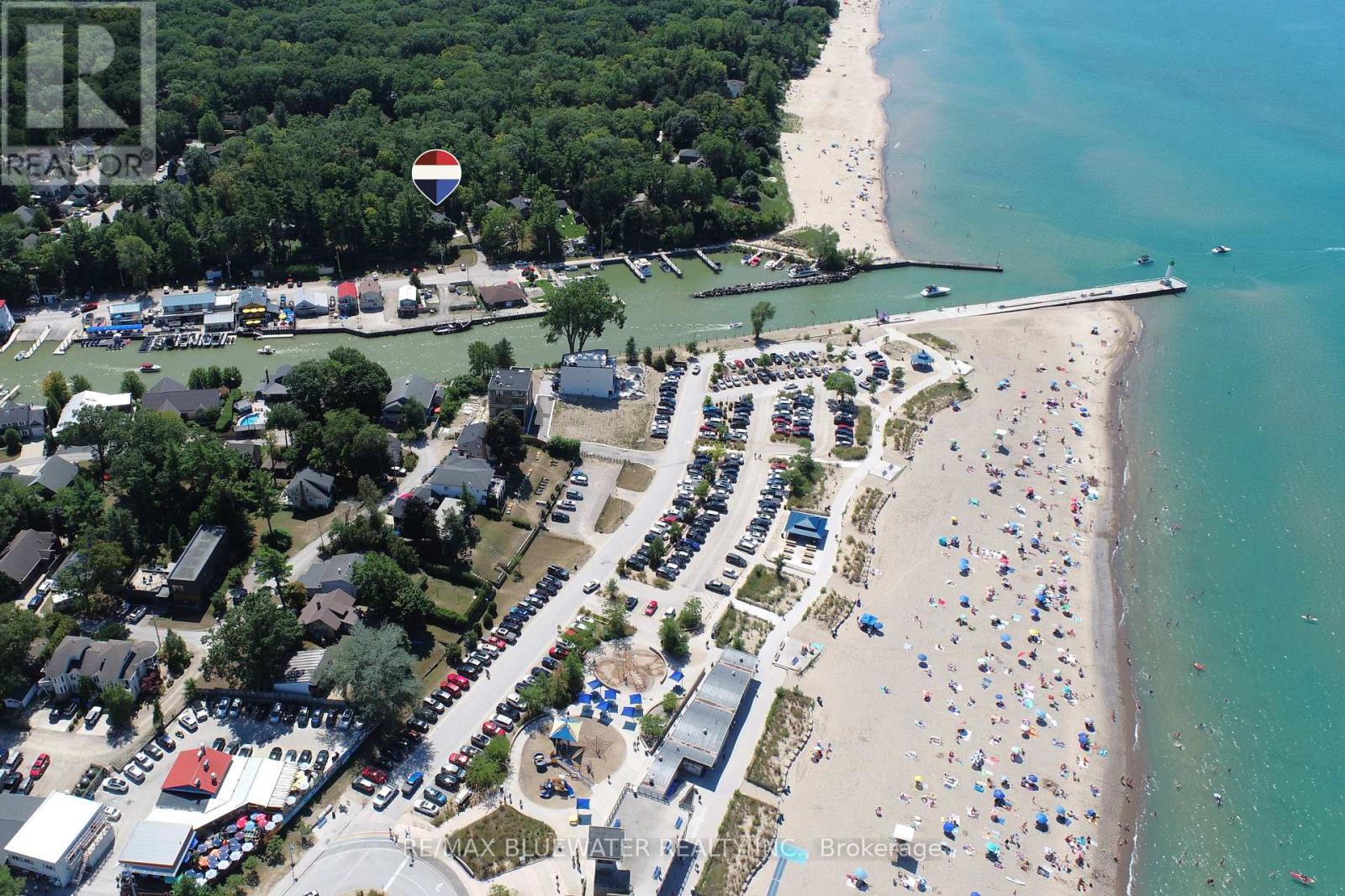 82 River Road, Lambton Shores, Ontario  N0M 1T0 - Photo 43 - X12593104