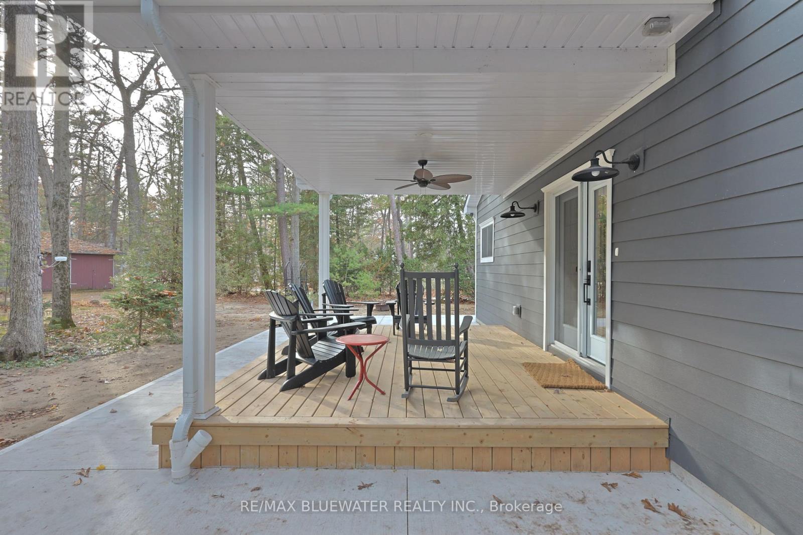 82 River Road, Lambton Shores, Ontario  N0M 1T0 - Photo 8 - X12593104