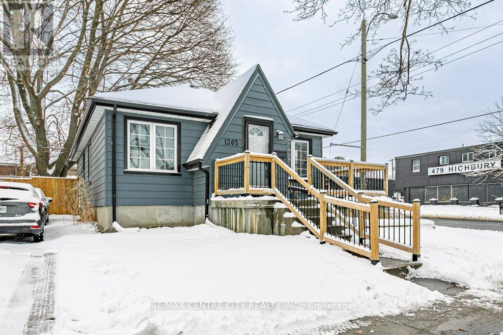 1305 Langmuir Avenue, London East, Ontario  N5W 2G5 - Photo 3 - X12593134