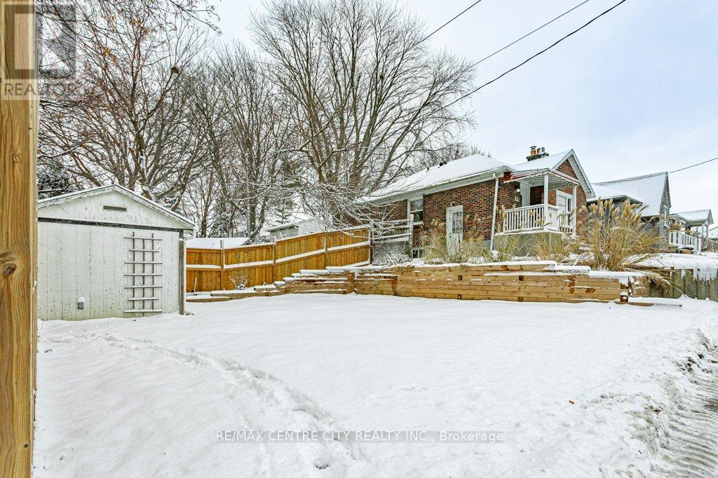 1305 Langmuir Avenue, London East, Ontario  N5W 2G5 - Photo 34 - X12593134