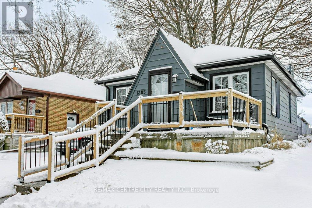 1305 Langmuir Avenue, London East, Ontario  N5W 2G5 - Photo 4 - X12593134