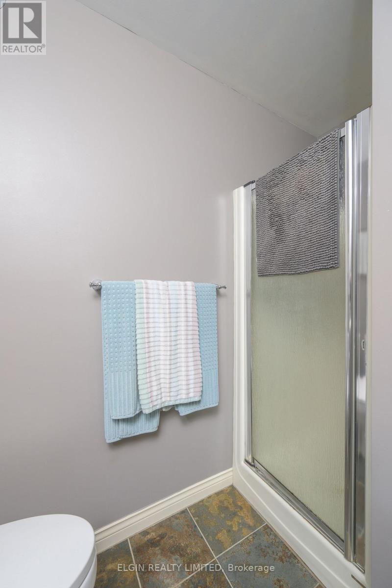 234 Kettle Creek Drive, Central Elgin, Ontario  N0L 1B0 - Photo 38 - X12593150