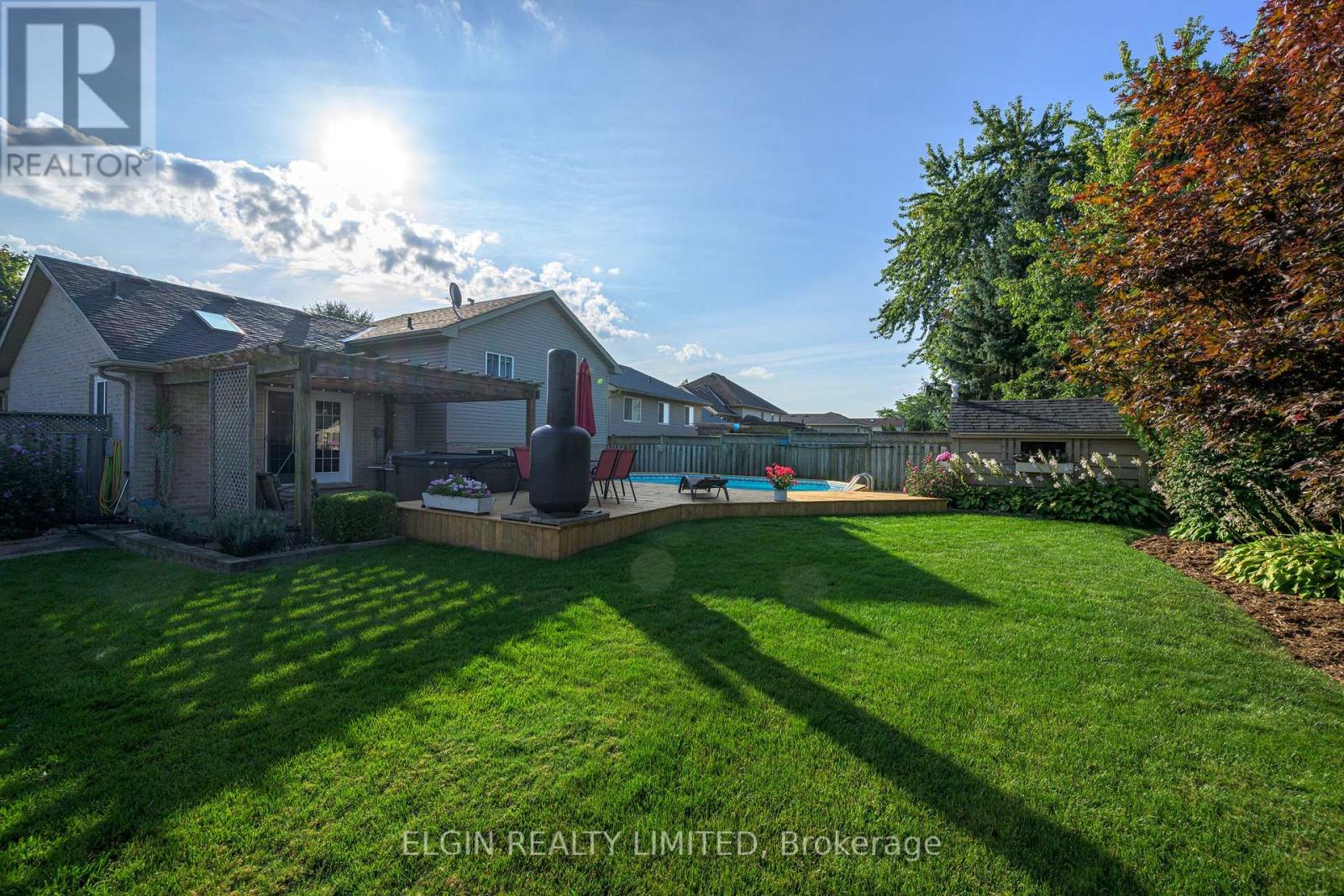 234 Kettle Creek Drive, Central Elgin, Ontario  N0L 1B0 - Photo 7 - X12593150