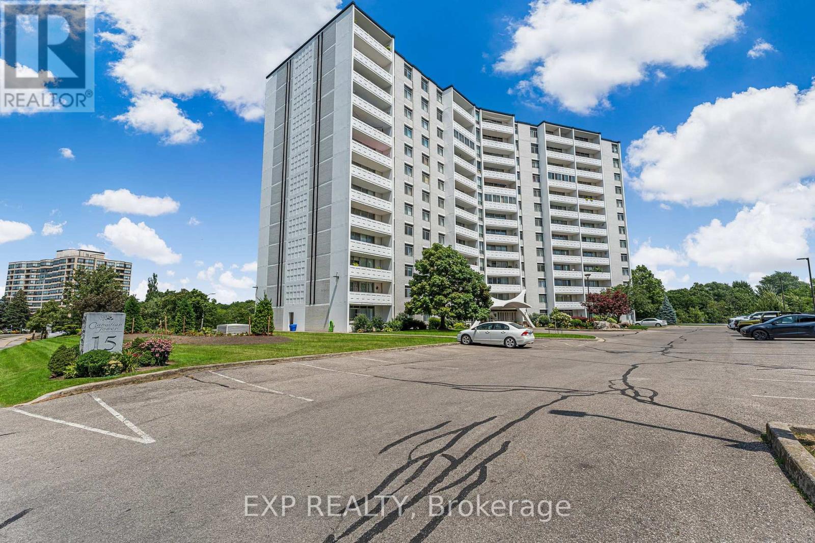 509 - 15 Towering Heights Boulevard, St. Catharines, Ontario  L2T 3G7 - Photo 2 - X12593100