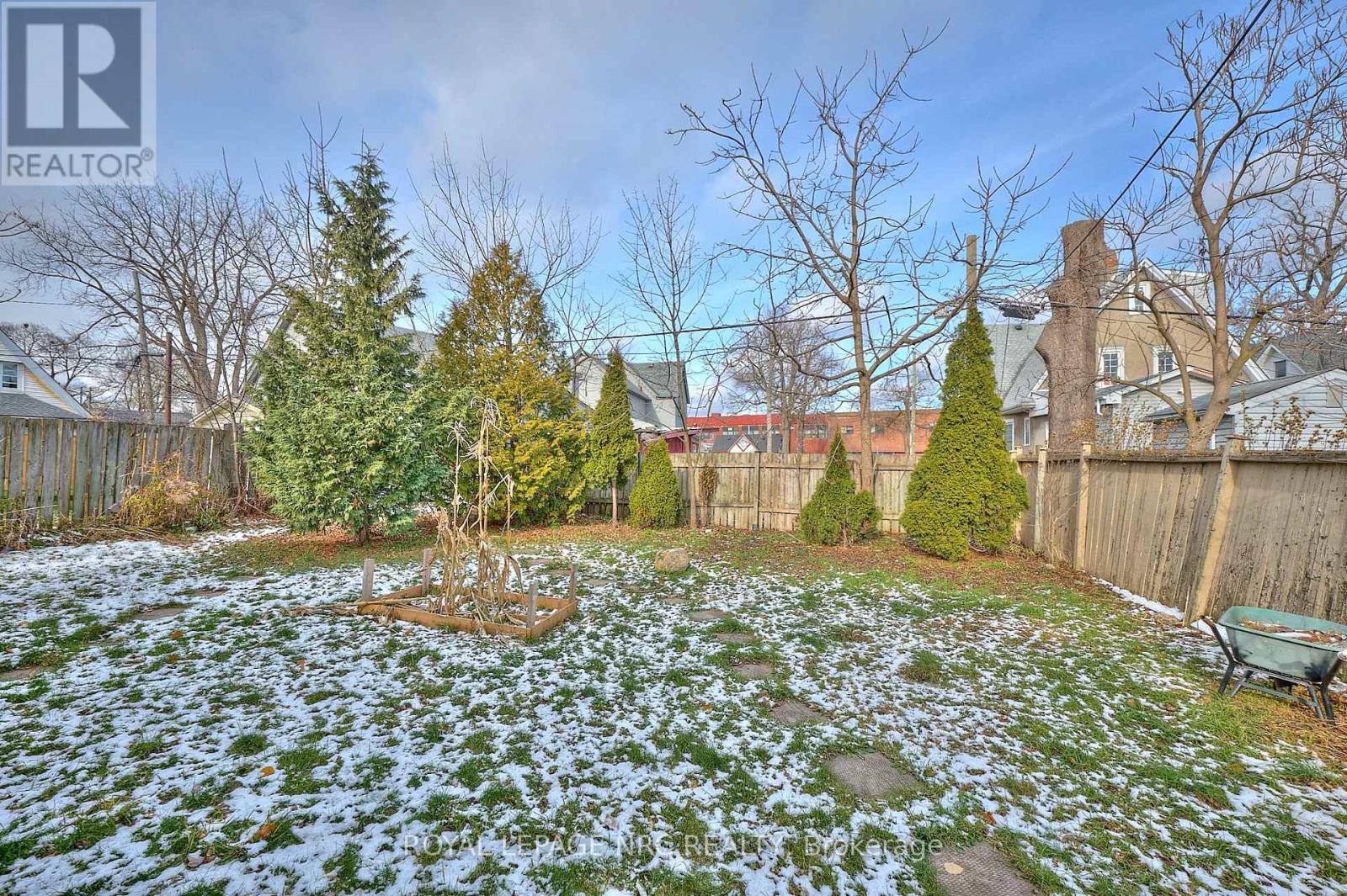 4639 Eastwood Crescent, Niagara Falls, Ontario  L2E 1B2 - Photo 7 - X12593132