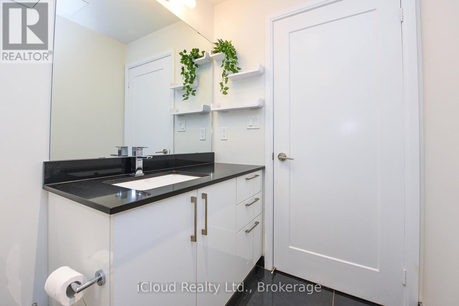 1015 - 576 Front St Street W, Toronto, Ontario M5V 0P8 - Photo 27 - C12591638