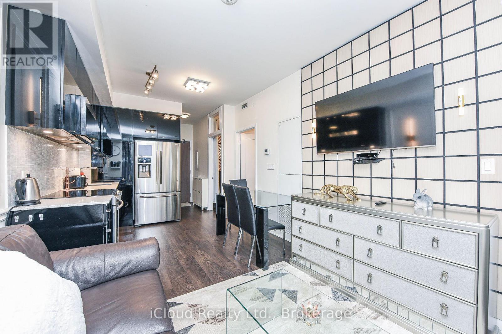 1015 - 576 Front St Street W, Toronto, Ontario M5V 0P8 - Photo 38 - C12591638