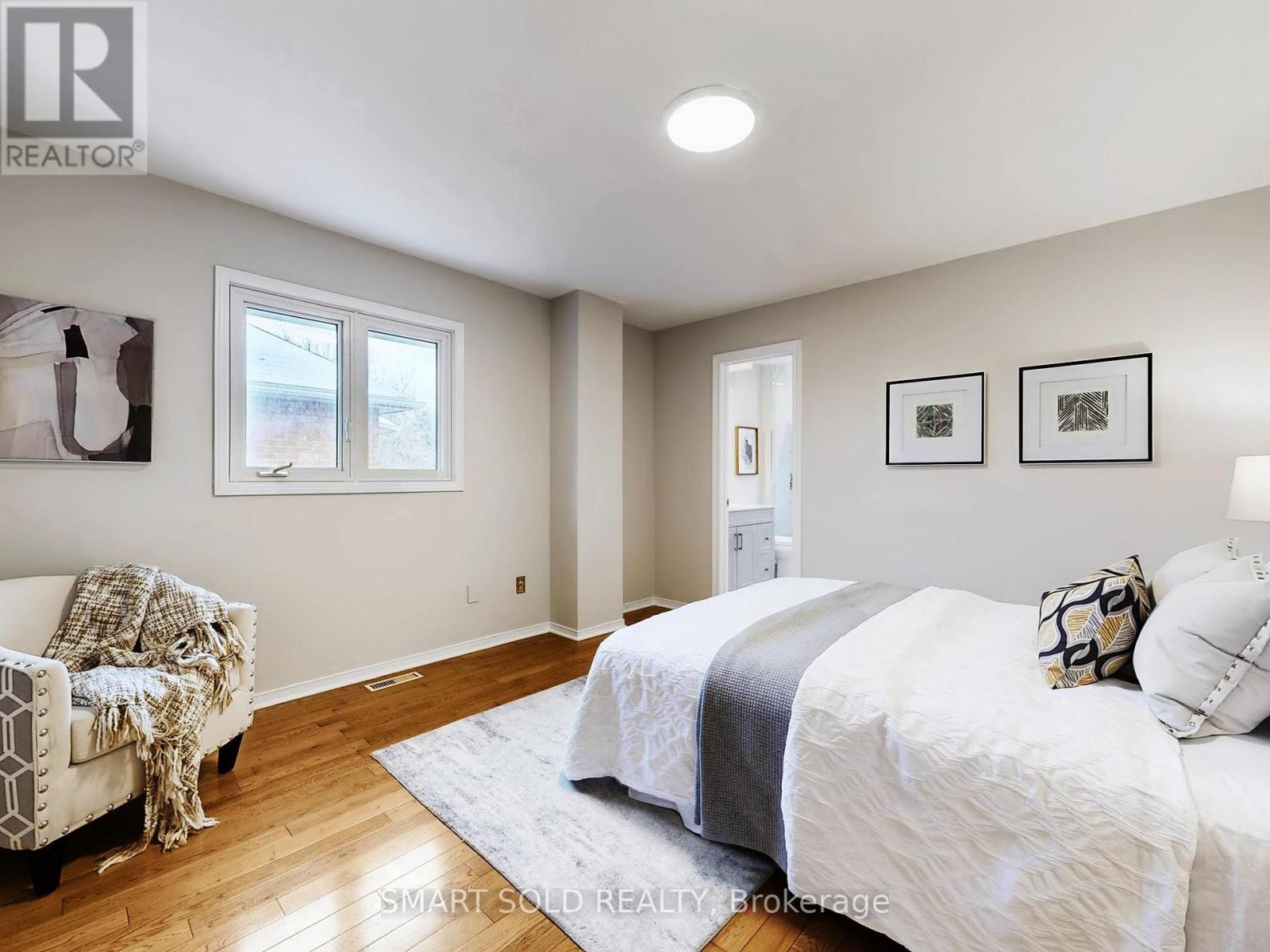 44 Castleridge Drive, Richmond Hill, Ontario L4B 1P8 - Photo 21 - N12592866