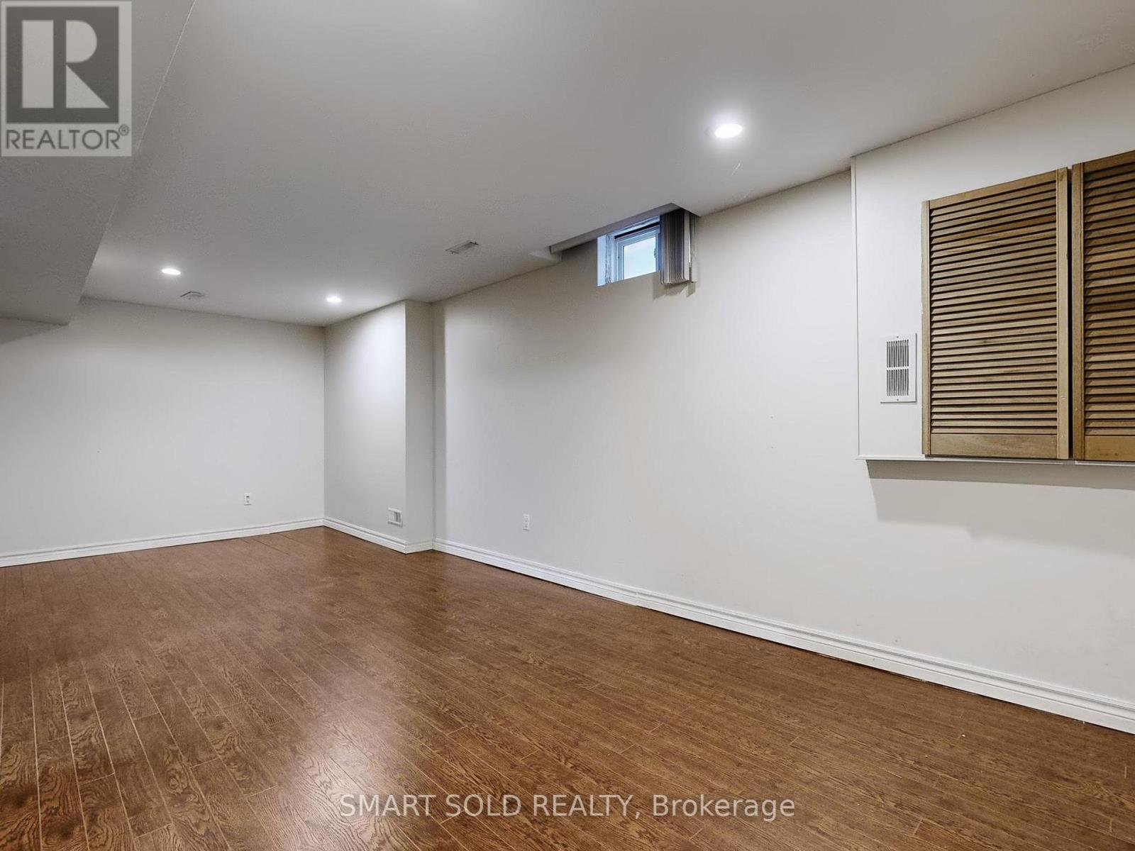 44 Castleridge Drive, Richmond Hill, Ontario L4B 1P8 - Photo 29 - N12592866