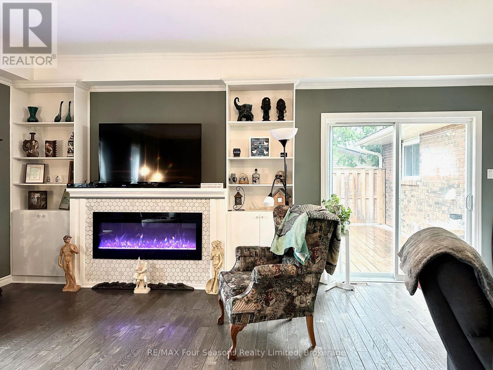 225 Christopher Street, Clearview, Ontario  L0M 1S0 - Photo 18 - S12593126