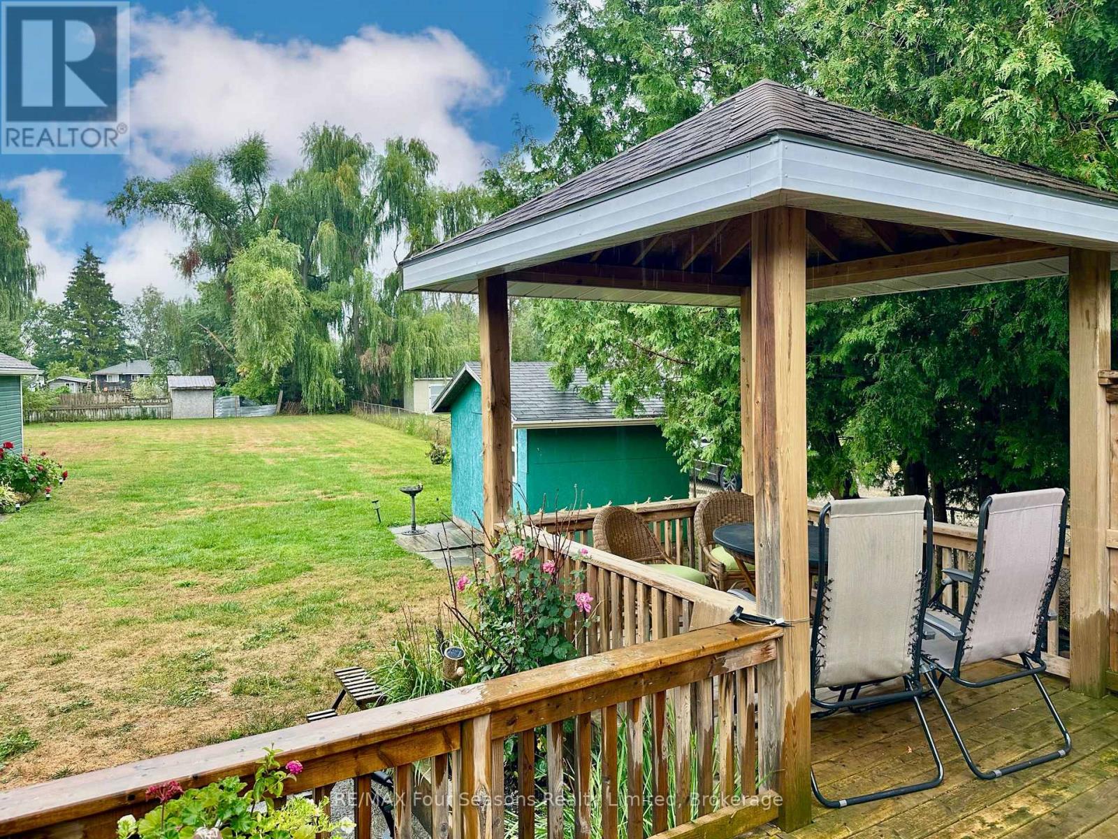 225 Christopher Street, Clearview, Ontario  L0M 1S0 - Photo 27 - S12593126