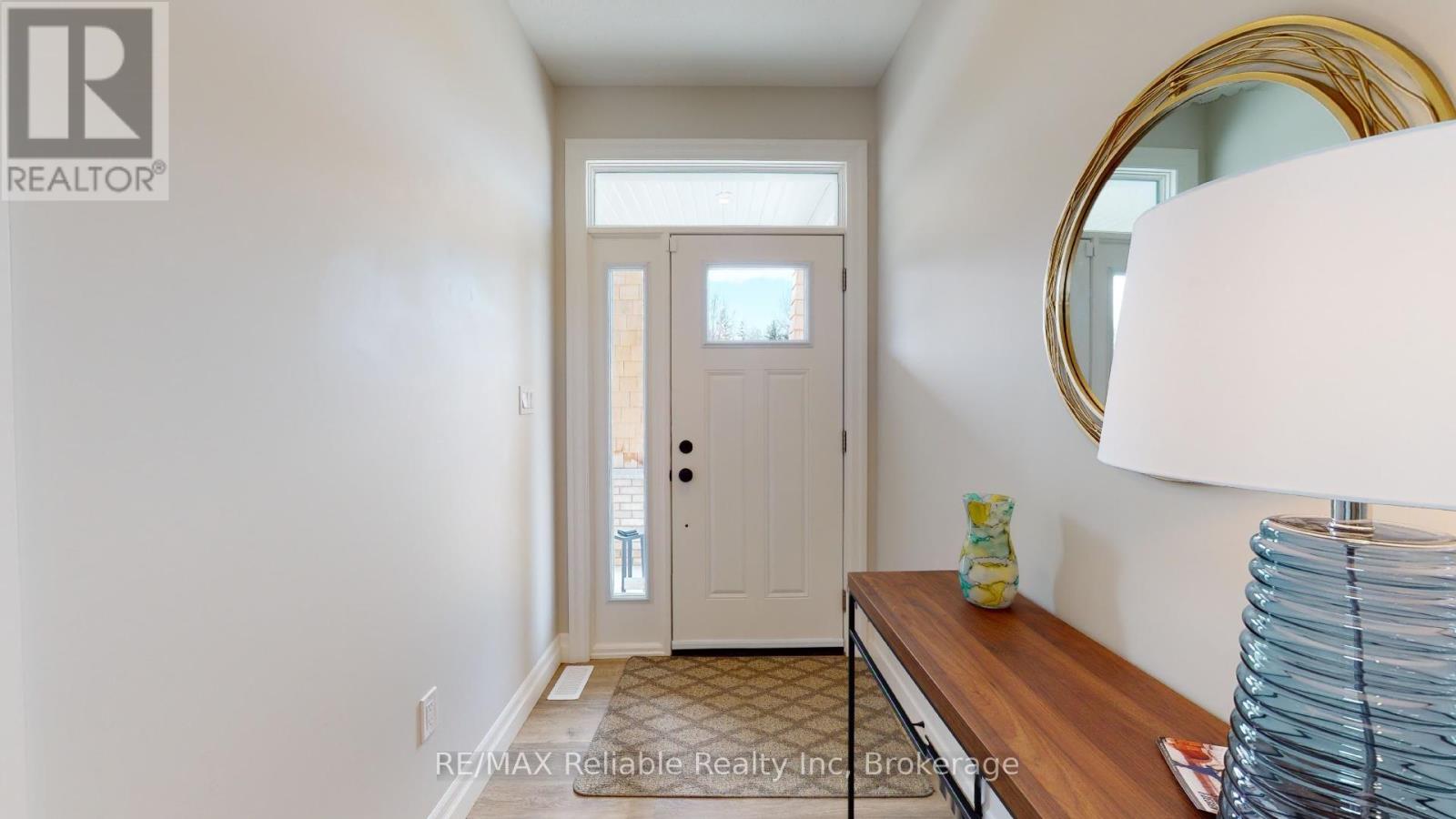 7 Thimbleweed Drive, Bluewater, Ontario  N0M 1G0 - Photo 3 - X12593162