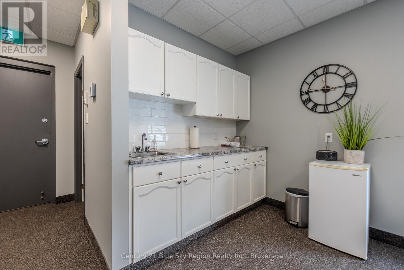 502 - 955 Stockdale Road, North Bay, Ontario P1B 9G3 - Photo 24 - X12590040