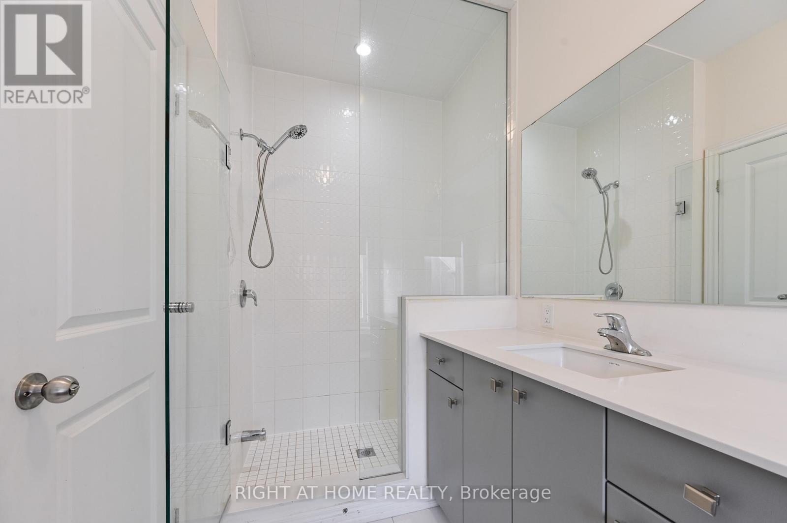 80 Conarty Crescent, Whitby, Ontario  L1P 0L4 - Photo 19 - E12593112