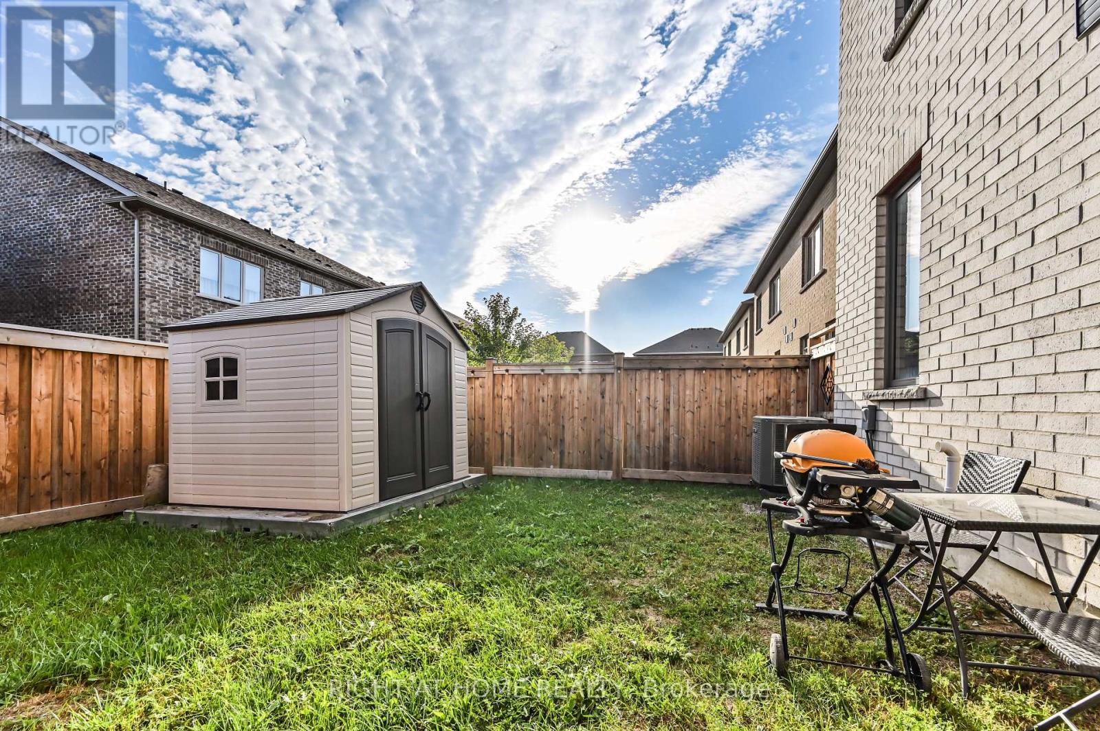 80 Conarty Crescent, Whitby, Ontario  L1P 0L4 - Photo 27 - E12593112