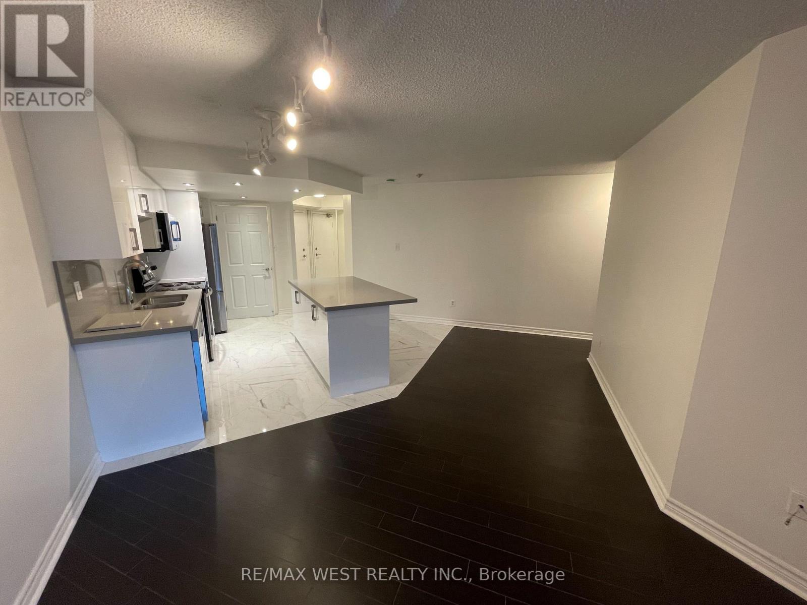 1027 - 77 Maitland Place, Toronto, Ontario  M4Y 2V6 - Photo 11 - C12590208