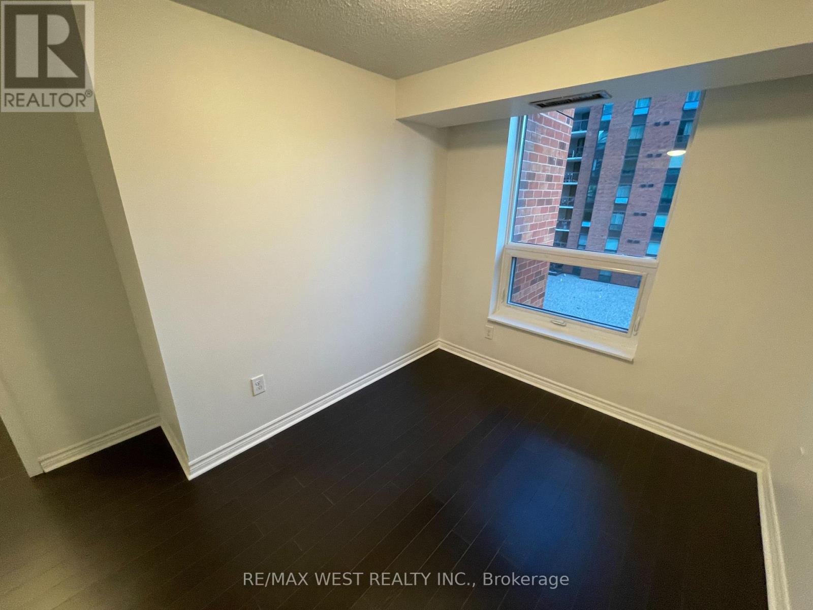 1027 - 77 Maitland Place, Toronto, Ontario  M4Y 2V6 - Photo 14 - C12590208