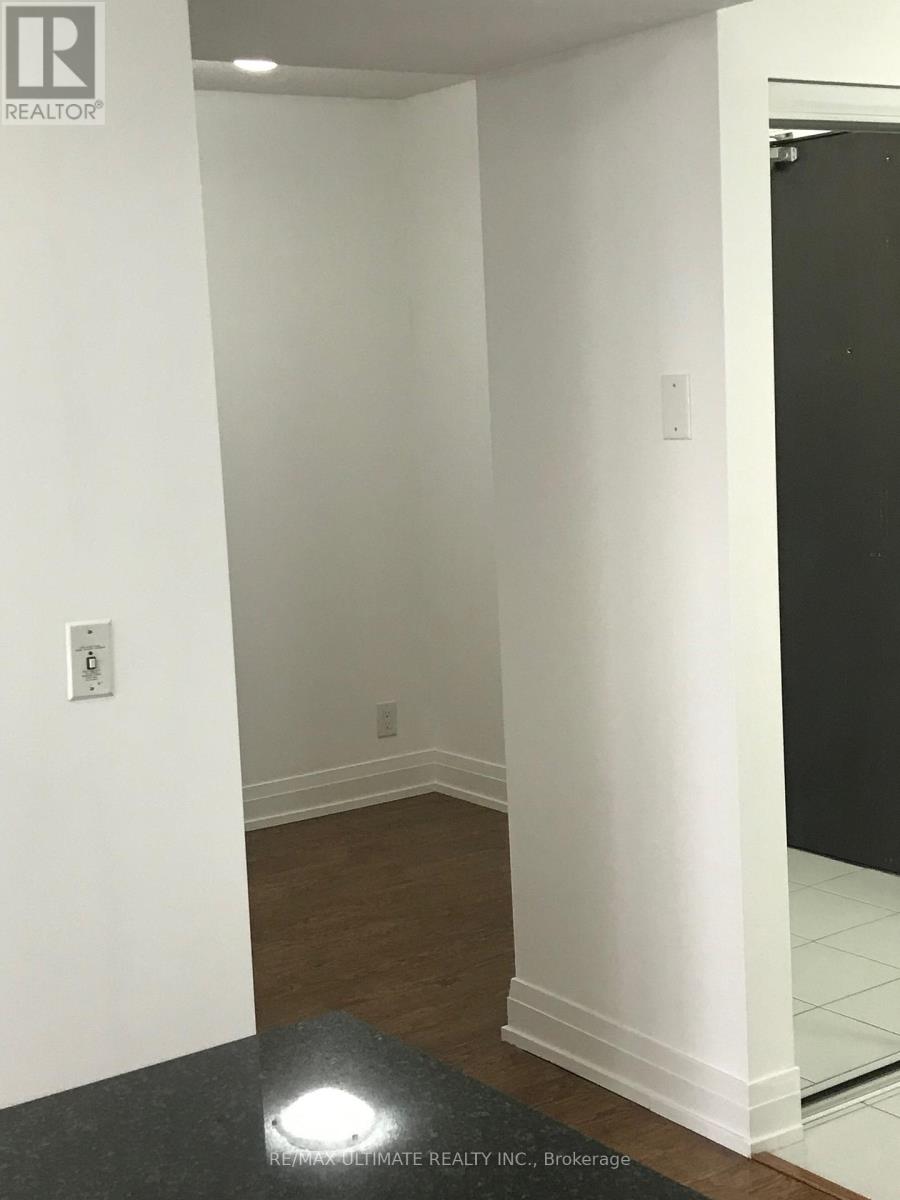 409 - 1060 Sheppard Avenue W, Toronto, Ontario  M3J 0G7 - Photo 28 - W12590692