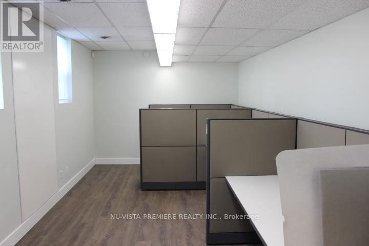 247 Main Street, Southwest Middlesex (Glencoe), Ontario  N0L 1M0 - Photo 8 - X12164379