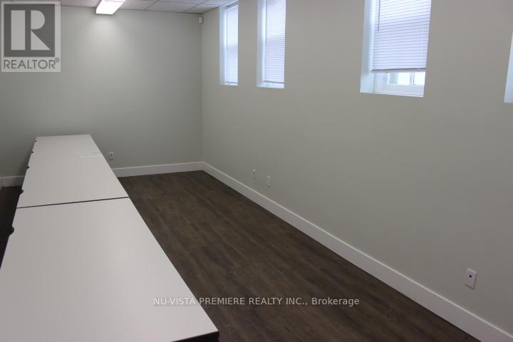 247 Main Street, Southwest Middlesex (Glencoe), Ontario  N0L 1M0 - Photo 11 - X12203614