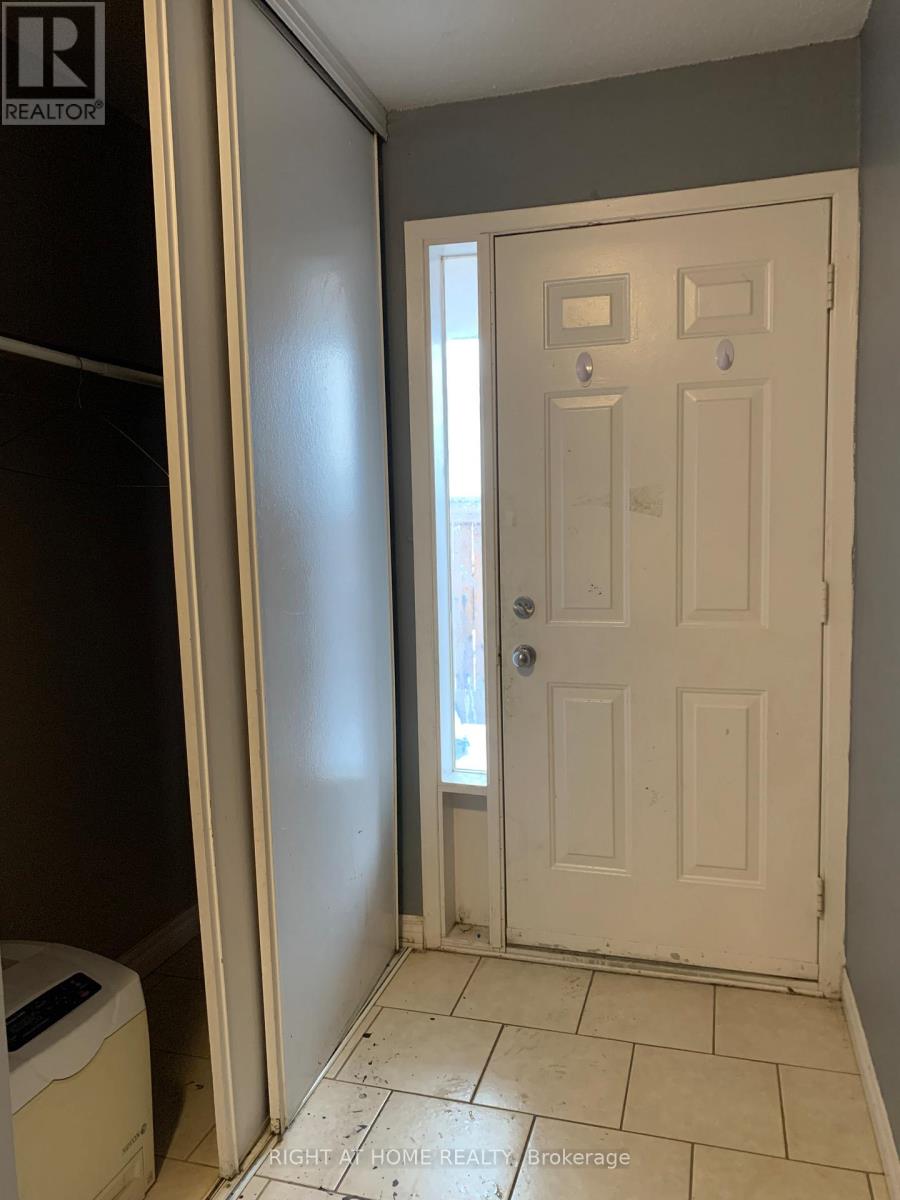 129 Milestone Crescent, Aurora, Ontario  L4G 3M2 - Photo 4 - N12593136