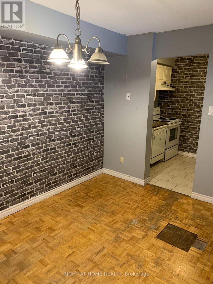 129 Milestone Crescent, Aurora, Ontario  L4G 3M2 - Photo 6 - N12593136