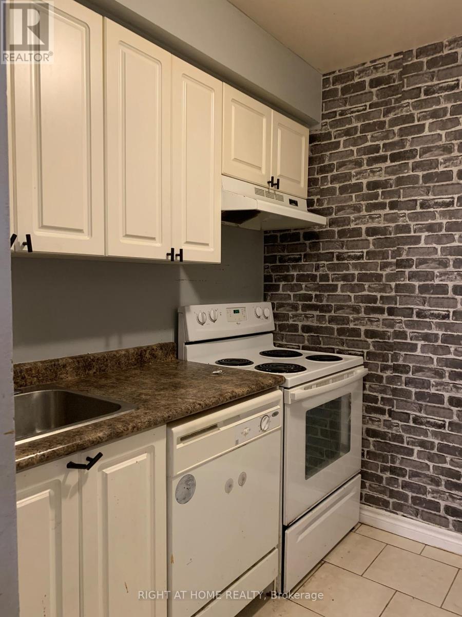 129 Milestone Crescent, Aurora, Ontario  L4G 3M2 - Photo 7 - N12593136