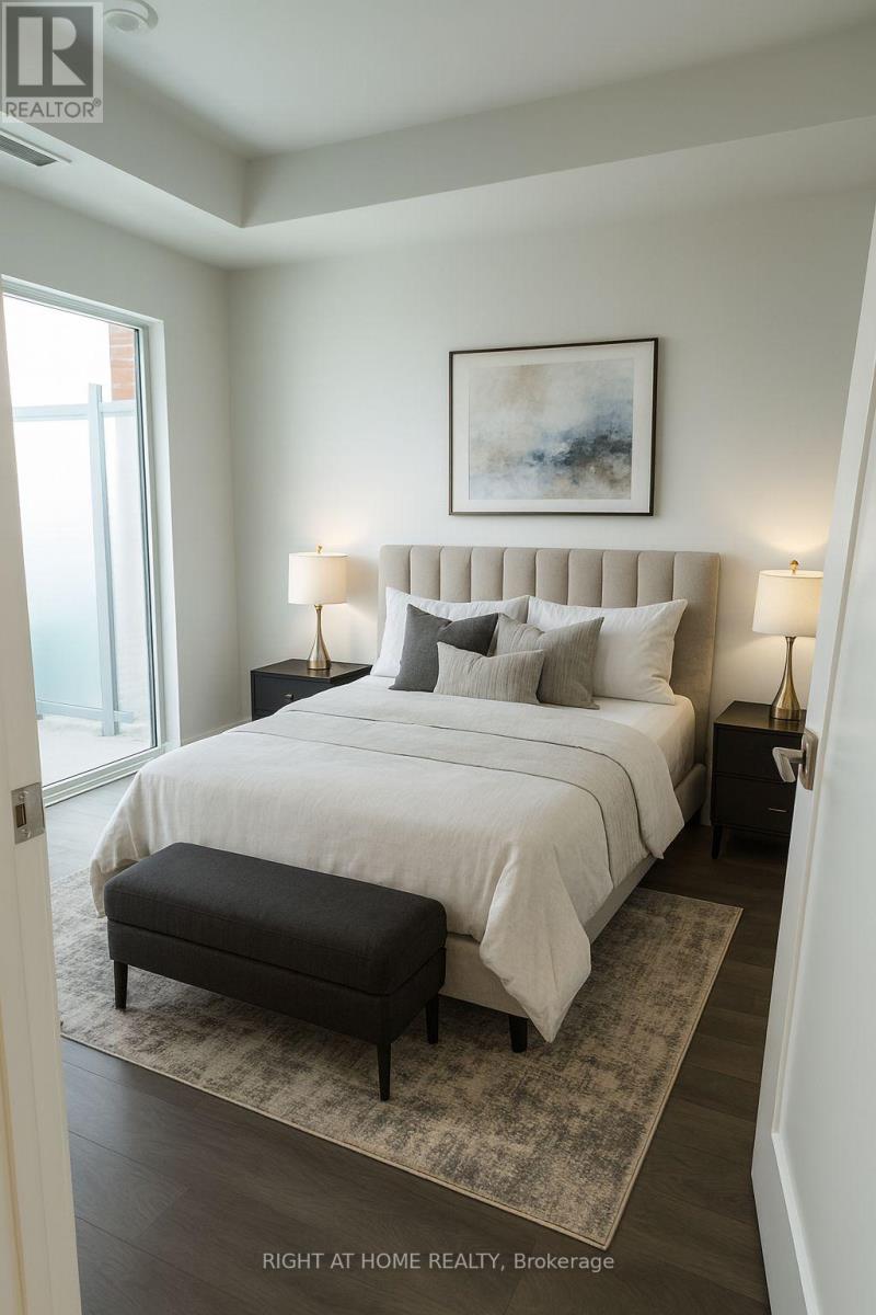 705 Davis Drive, Newmarket, Ontario  L3Y 0J1 - Photo 5 - N12593158