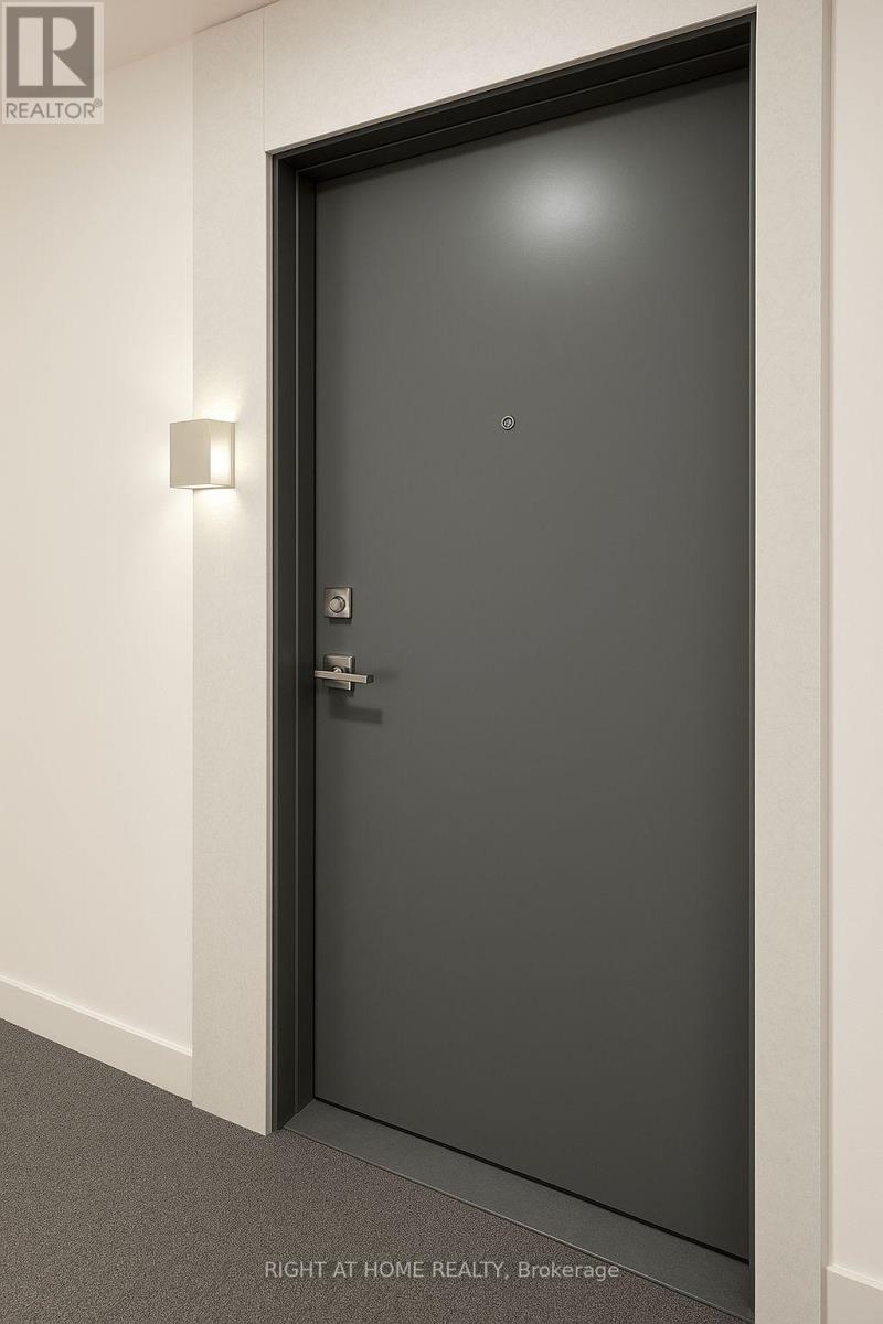 705 Davis Drive, Newmarket, Ontario  L3Y 0J1 - Photo 8 - N12593158