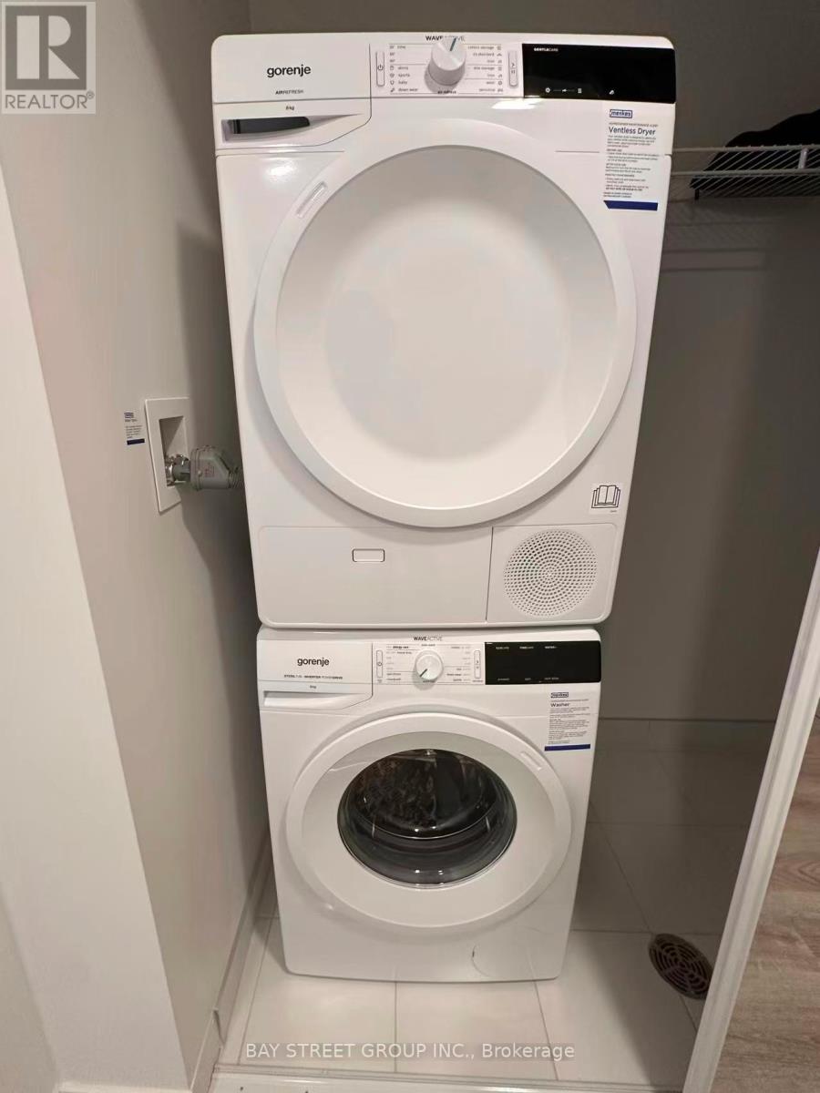 3209 - 8 Interchange Way, Vaughan, Ontario  L4K 0R2 - Photo 10 - N12593172