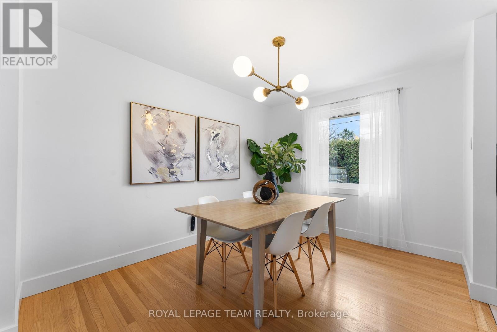 62 Crystal Beach Drive, Ottawa, Ontario K2H 5N1 - Photo 10 - X12586752