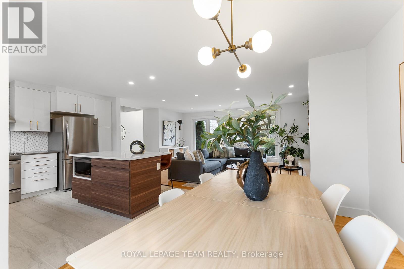 62 Crystal Beach Drive, Ottawa, Ontario K2H 5N1 - Photo 12 - X12586752