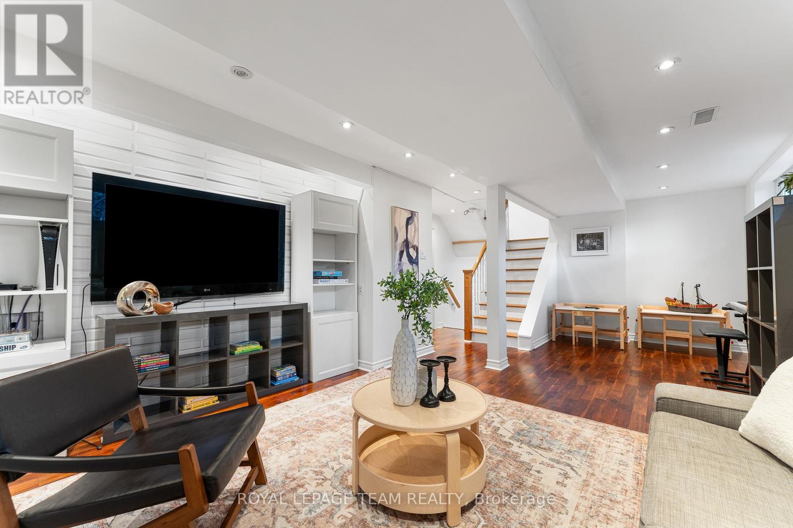 62 Crystal Beach Drive, Ottawa, Ontario K2H 5N1 - Photo 33 - X12586752