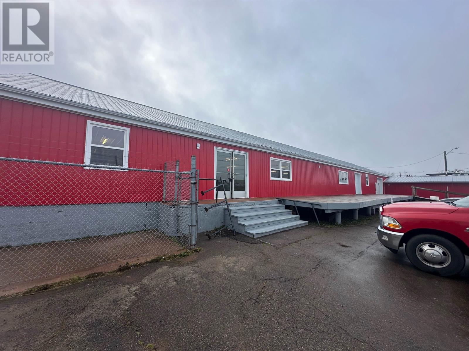 60 Harvard Street, Summerside, Prince Edward Island  C1N 1P4 - Photo 3 - 202528881